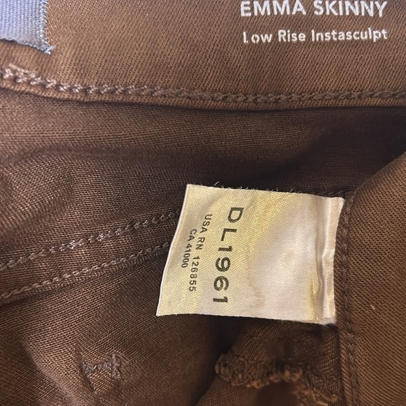 DL1961 jeans ,women’s EMMA SKINNY low rise instasculpt  coated , brown ,size 28 - Picture 8 of 13